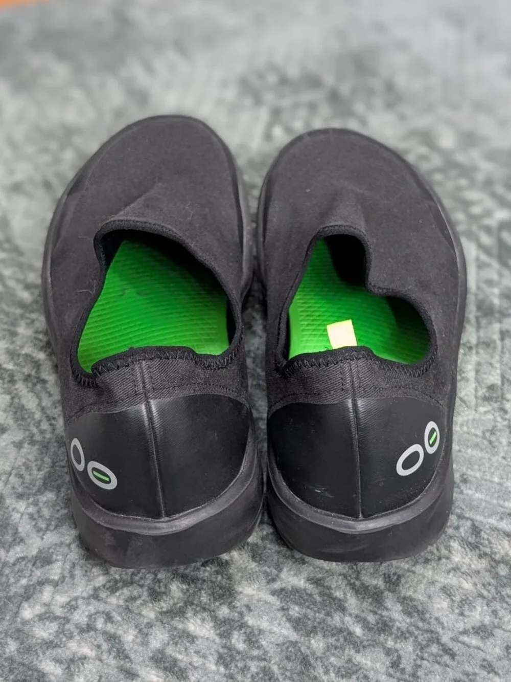 OOFOS OOmg Eezee Women's Size 12 Black Low Slip On Shoe Recovery Sneaker